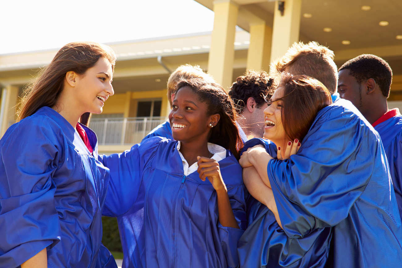 Students-celebrating-graduation